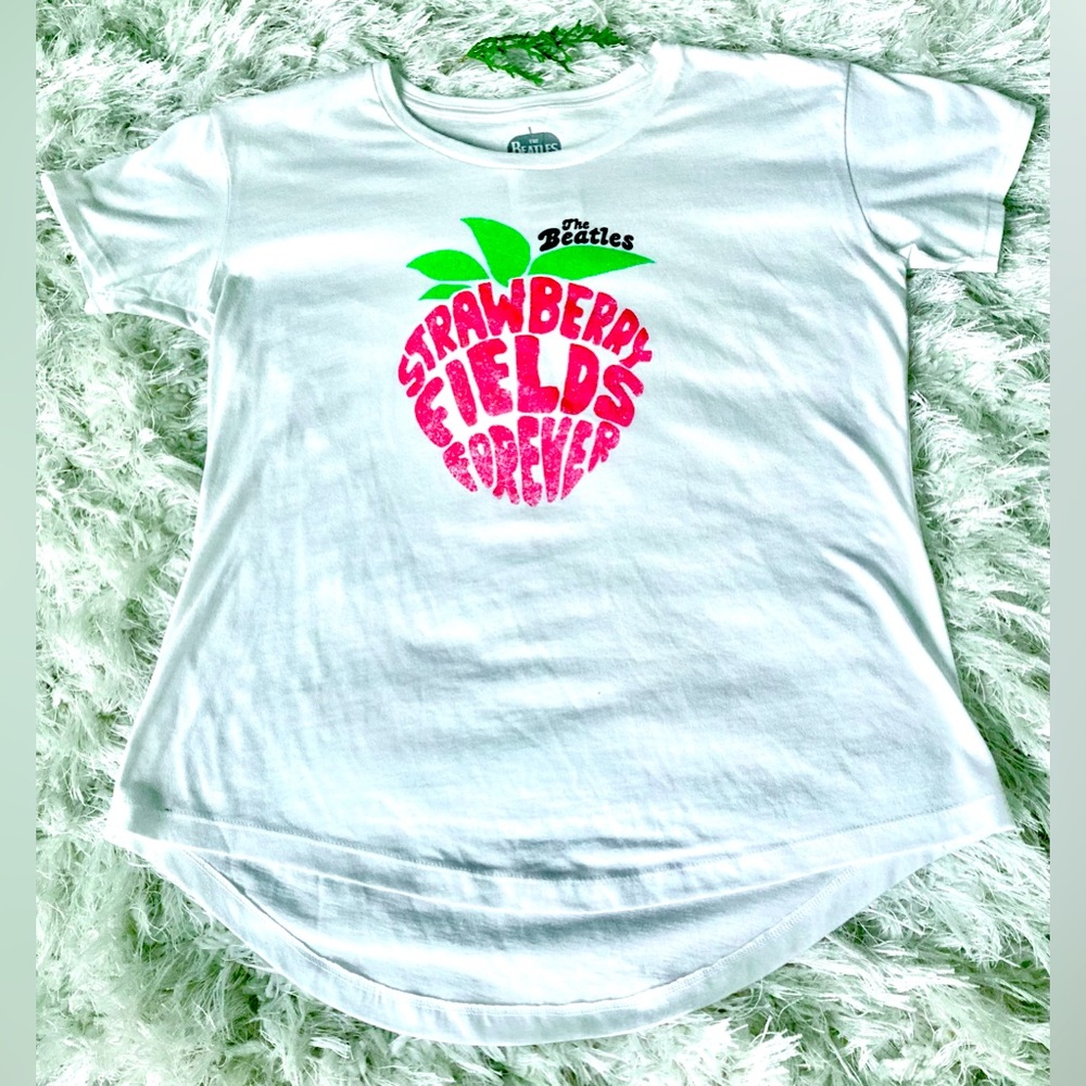 New Womens’ Short Sleeved Tee : The Beatles Love : Strawberry Fields Forever